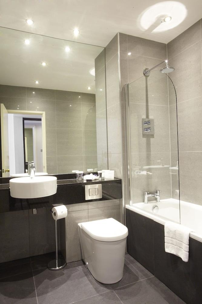 The Manor House At Celtic Manor Otel Newport  Dış mekan fotoğraf