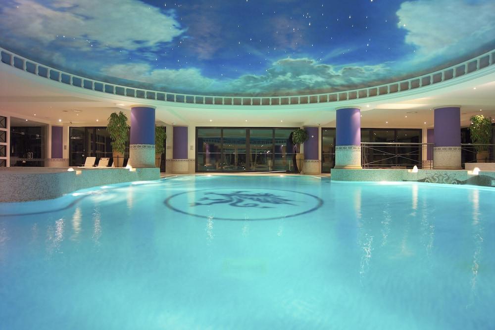 The Manor House At Celtic Manor Otel Newport  Dış mekan fotoğraf